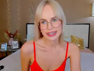 Chaturbate Watch Live Sex Cams of bellatip