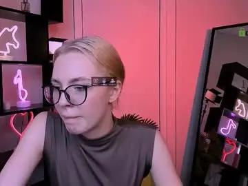 Chaturbate Sex Chat of moon_shine25