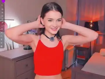 Chaturbate Adult Video Chat of synne_glows