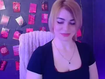 Chaturbate Live Sex Cam of jennifer_cuttie