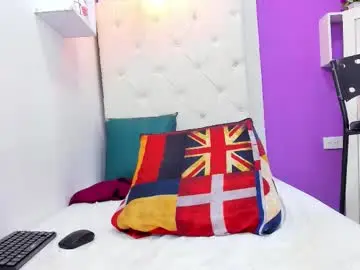 Chaturbate Watch Live Sex Cams of lia_antonella69