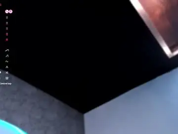 Chaturbate Watch Live Sex Cams of reiinachloe