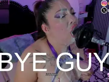 Chaturbate Live Porn of angels__collins