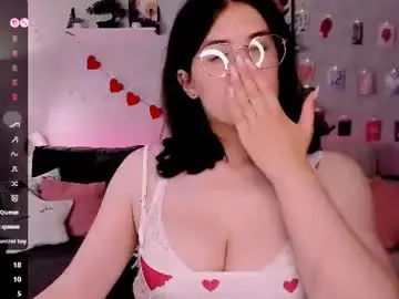 Chaturbate Watch Live Sex Cams of bellacaress