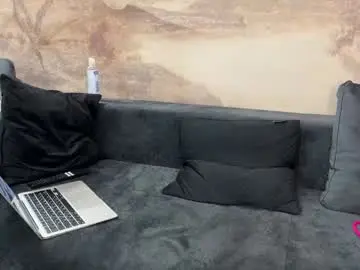 Chaturbate Adult Video Chat of luis7777hui