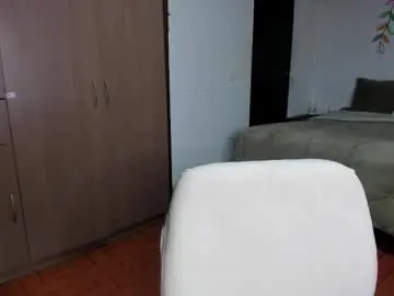 Chaturbate Adult Video Chat of thalia_wzw
