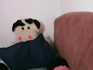 Chaturbate Live Sex Cam of miss_chellsea