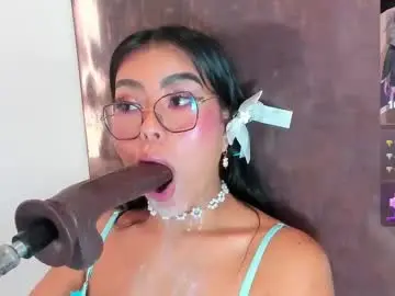 Chaturbate Live Sex Cam of pocahontas_lantina