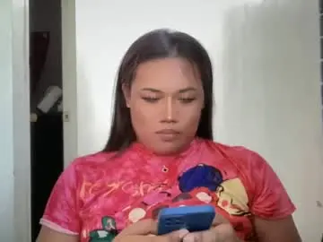 Chaturbate Live Sex Cam of bad_kitty_amara