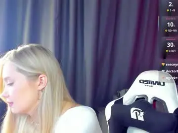Chaturbate Live Sex Cam of melanie_ryer