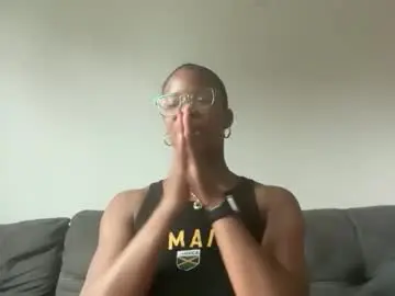 Chaturbate Adult Video Chat of serenitybee