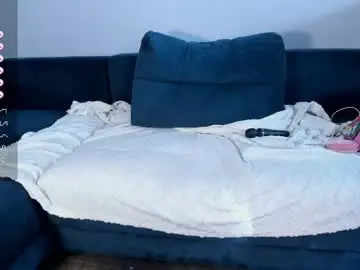 Chaturbate Live Sex Cam of luna__l