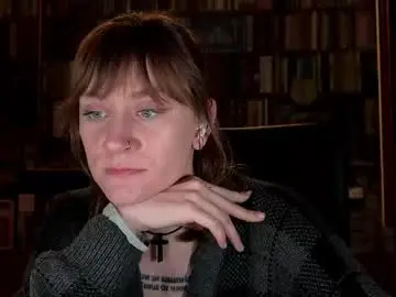Chaturbate Free Live Porn of retromarie