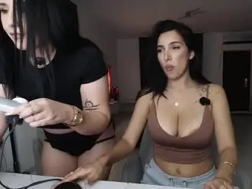 Chaturbate Live Sex Cam of gabrielaaxxx