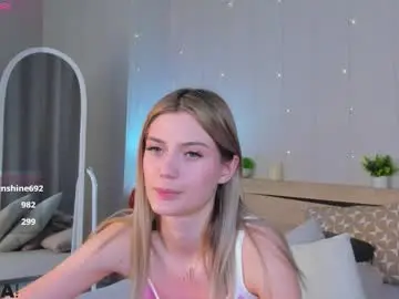 Chaturbate Watch Live Sex Cams of cherry_pr1ce