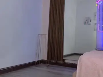 Chaturbate Live Sex Cam of eimyaniston_cute