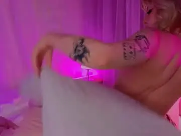 Chaturbate Free Live Porn of me1roze