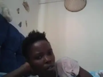 Chaturbate Sex Cam of pretty_petite_ebony