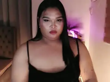 Chaturbate Live Sex Cam of ellise_husson