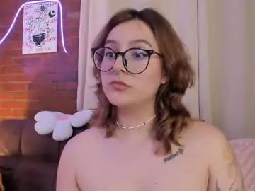 Chaturbate Sex Chat of hazelbrownn23