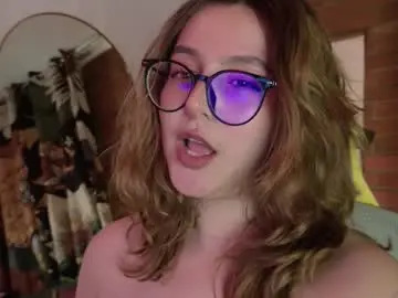 Chaturbate Nude Webcam of hazelbrownn23