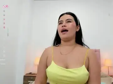 Chaturbate Live Sex Cam of xiomy_gomez