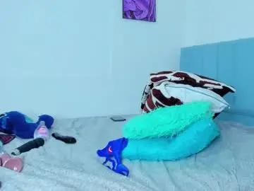 Chaturbate Live Sex Cam of penelopestar_2