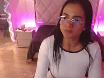 Chaturbate Watch Live Sex Cams of rosalind_tay