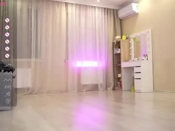 Chaturbate Adult Webcams of queenelia