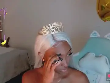 Chaturbate Live Sex of ahvi_ebony