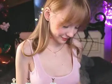 Chaturbate Live Sex Cam of lissa_meooow