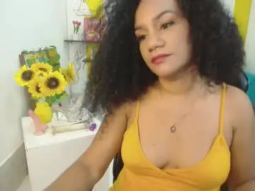 Chaturbate Live Porn of tanisha_curly_