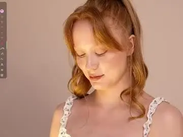 Chaturbate Live Sex Cam of cute_shine