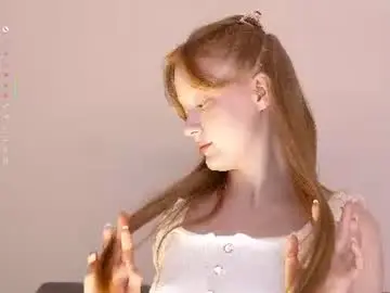 Chaturbate Live Sex Cam of cute_shine
