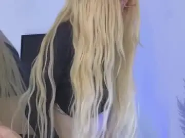 Chaturbate Live Sex Cam of juliejuliette