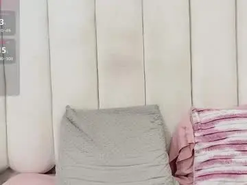 Chaturbate Live Sex Cam of zoeameliie