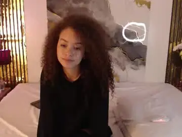 Chaturbate Live Sex Cam of miticabrennet