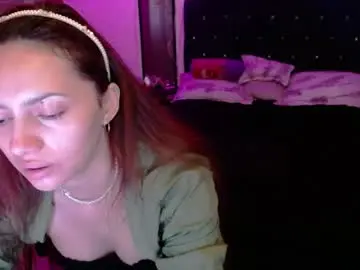 Chaturbate Sex Chat of holy_juli2