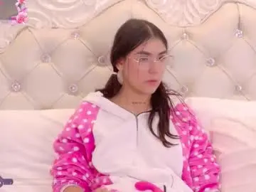 Chaturbate Sex Cam of violetblazee