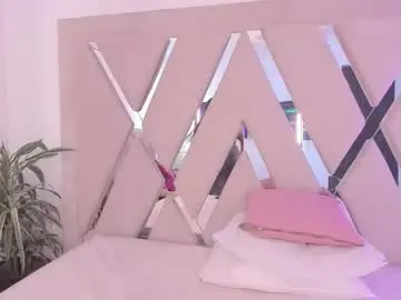 Chaturbate Live Porn of ellamontoya