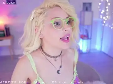 Chaturbate Free Porn Cam of cherrycrush