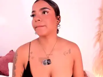 Chaturbate Live Sex of iris_hottt0