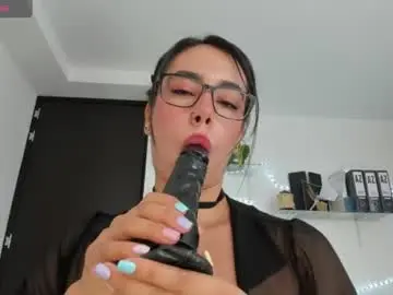 Chaturbate Adult Video Chat of paulina_dossantos