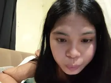 Chaturbate Free Porn Cam of chictemptation_