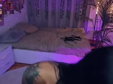 Chaturbate Live Sex Cam of light_my_f1re