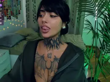 Chaturbate Nude Webcam of light_my_f1re