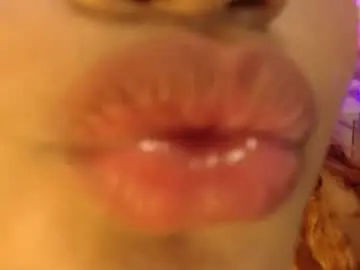 Chaturbate Live Porn of miel_alisha