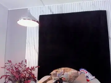 Chaturbate Sex Chat of monik_fox_cr