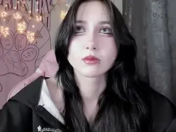 Chaturbate Live Sex Cam of holy420loly