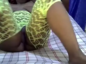 Chaturbate Nude Webcam of sexy_bee5